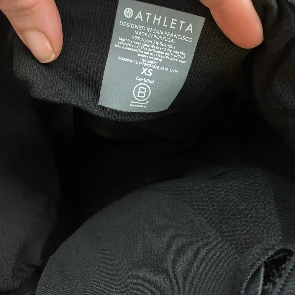 Athleta black racerback t back shelf bra tank top womens size extra small - Picture 9 of 10